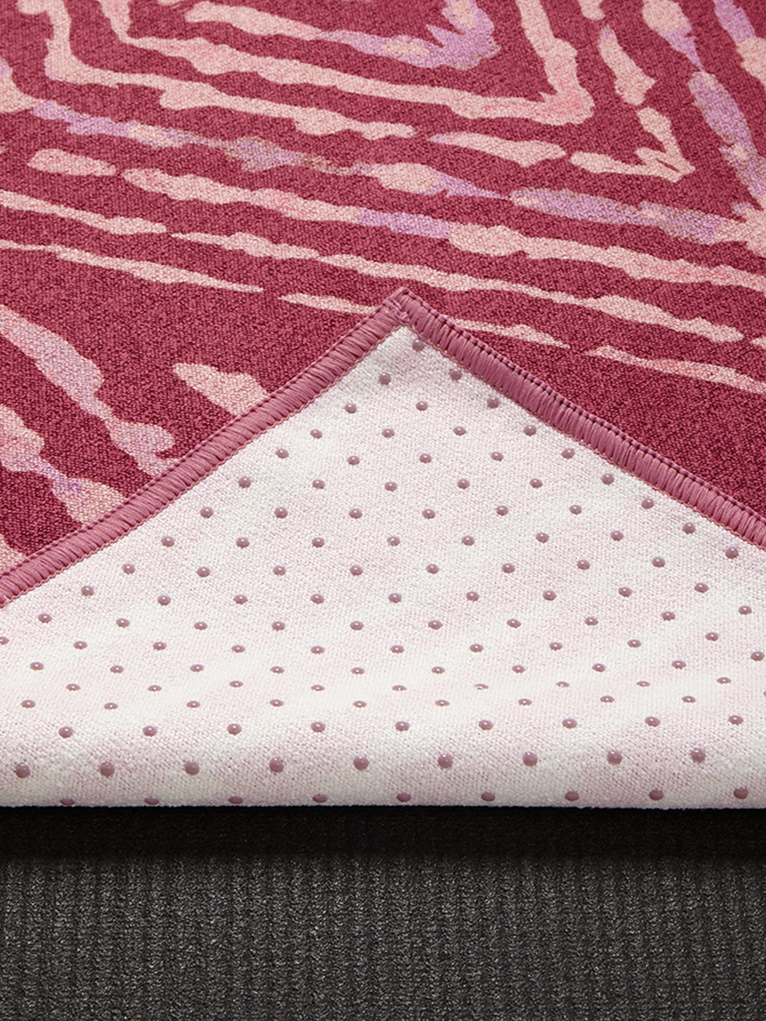 YOGITOES rSkidless Mat Pattern Print / Yogitoes Yoga Rug Yoga Towel 26SS 2602